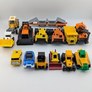 Construction & Heavy Machinery Diecast Bundle – Loaders, Dump Trucks, Tractors (